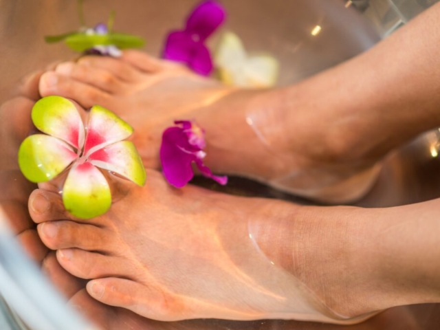foot massage